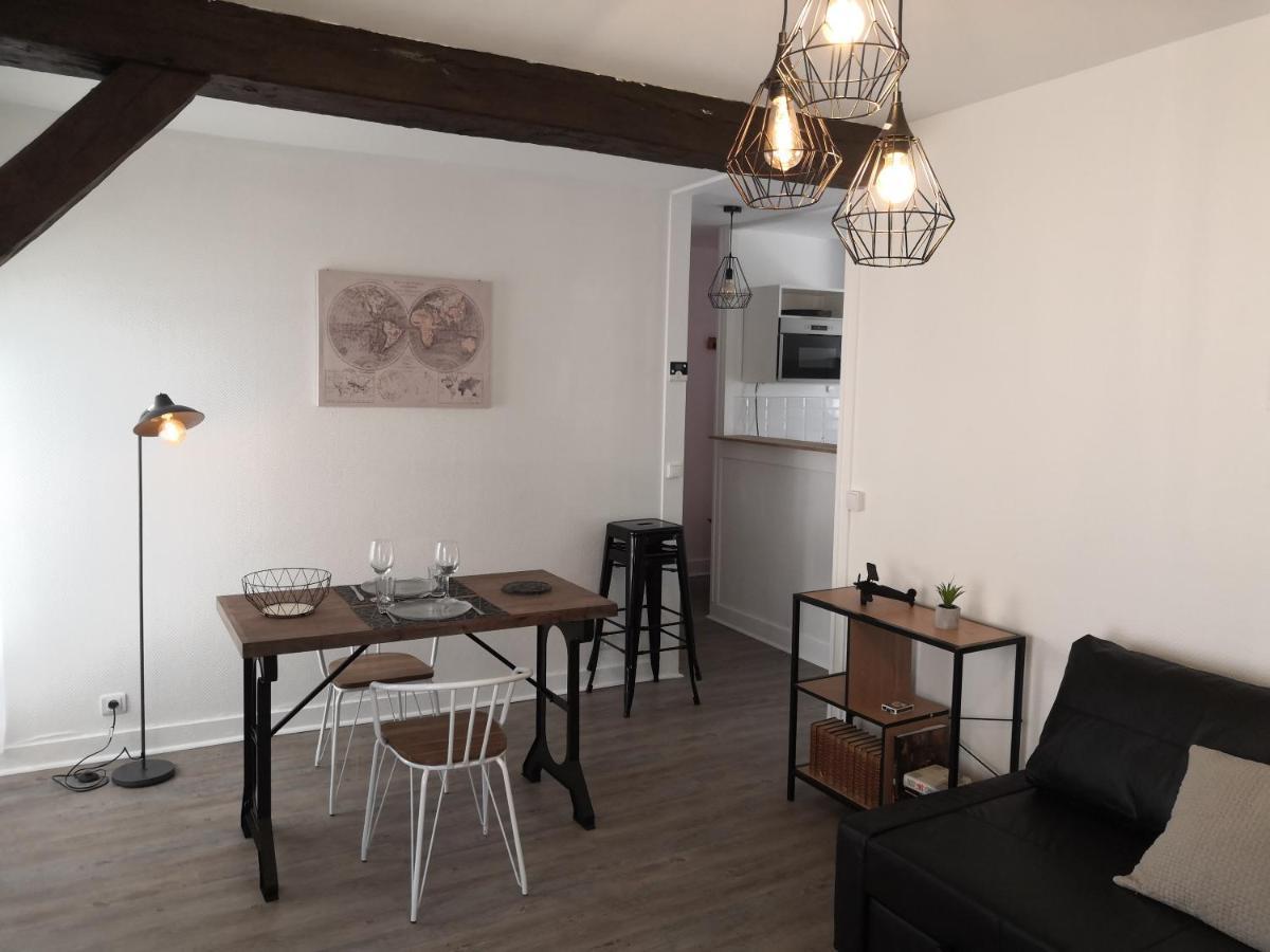 Au Fil De Loire Apartment Blois Exterior foto